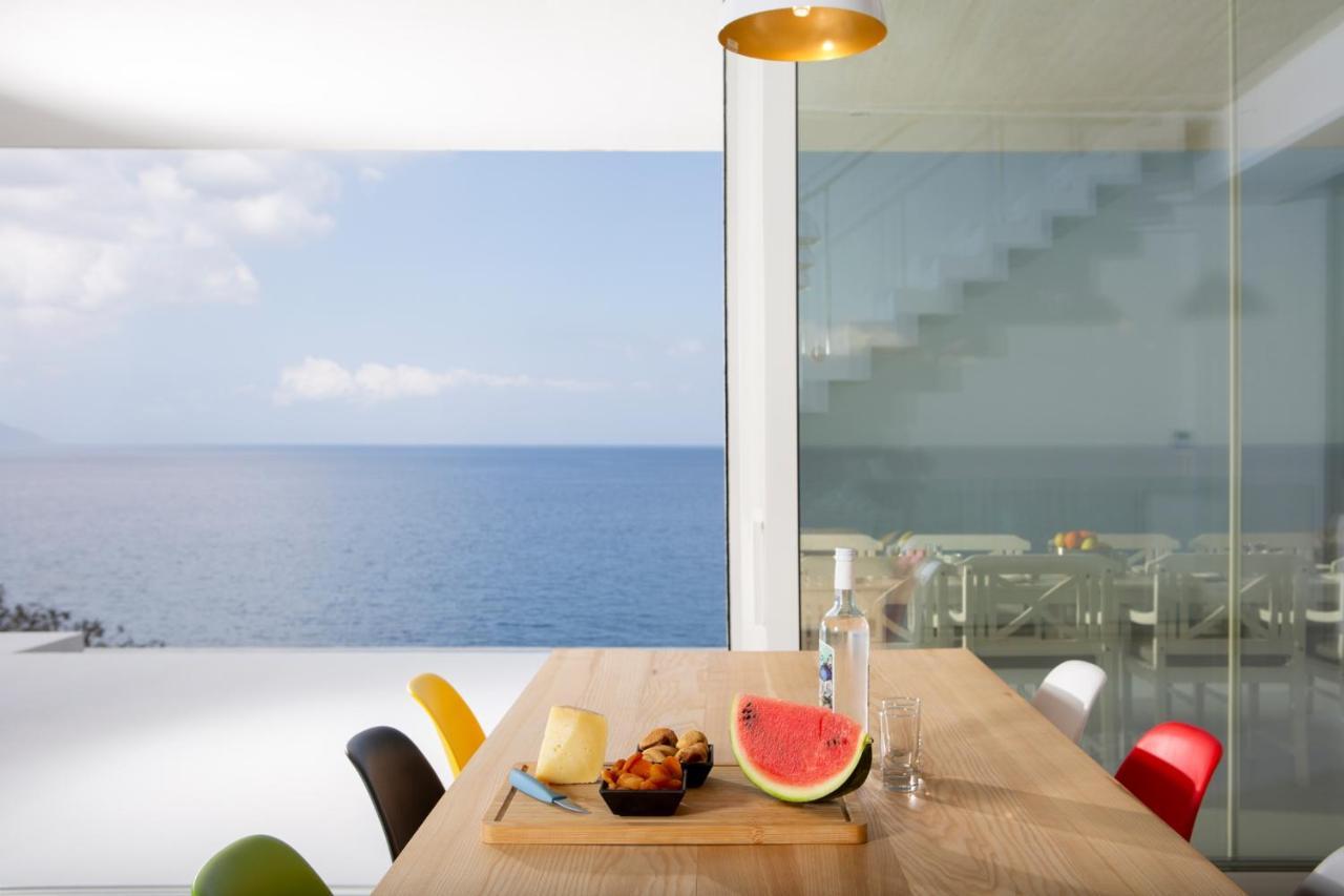 Kuro Beach House - Oceanfront Luxury & 25M Pool Achlia Buitenkant foto